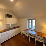 Central Castle View Apartment